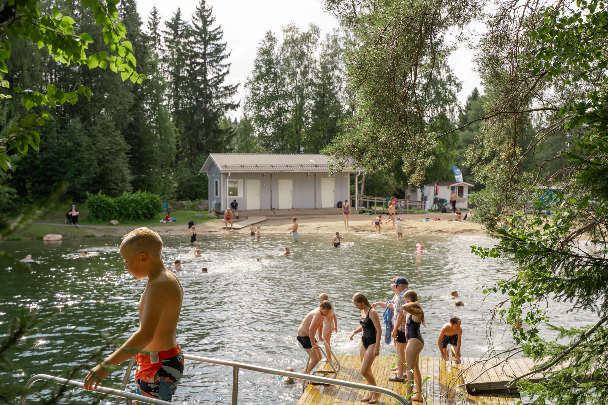 “Lähdetäänkö taas sinne rinkelitielle?” kuopus kysyi